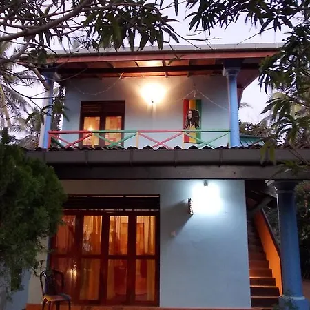 Sri Beach Bungalows And Villa Marawila Exterior photo